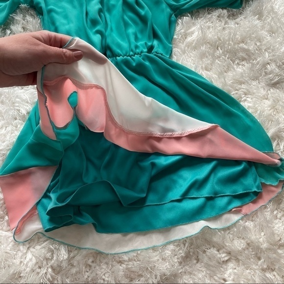 Sweet Storm Color Block Dress - Picture 4 of 5